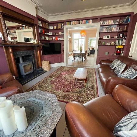 הוילה טיינמאות' Victorian Beach House With Parking מראה חיצוני תמונה