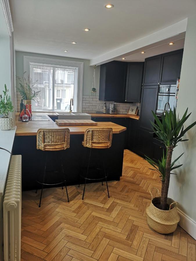 הוילה טיינמאות' Victorian Beach House With Parking מראה חיצוני תמונה